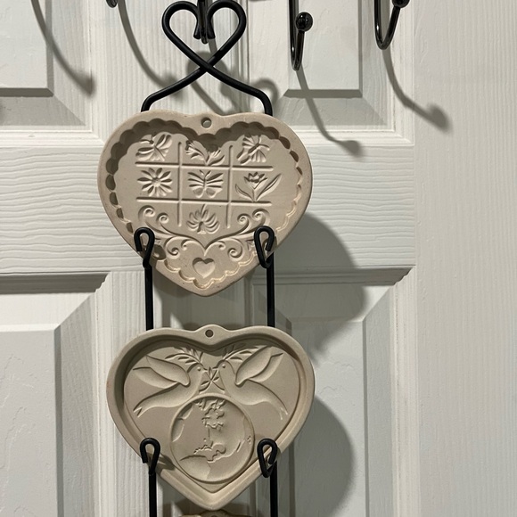 Clay Heart Mold or Mug Wall Holder - Picture 4 of 7